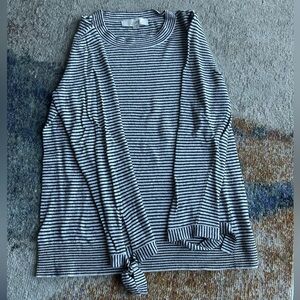 Black and white striped thin loft sweater.